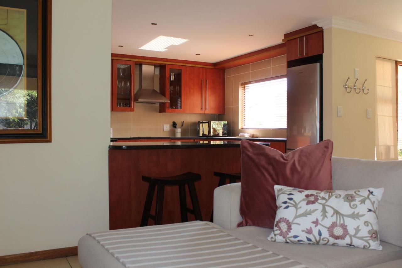 Topaz Cove Luxury Villas Идънвейл Екстериор снимка
