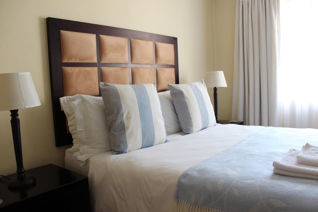 Topaz Cove Luxury Villas Идънвейл Екстериор снимка