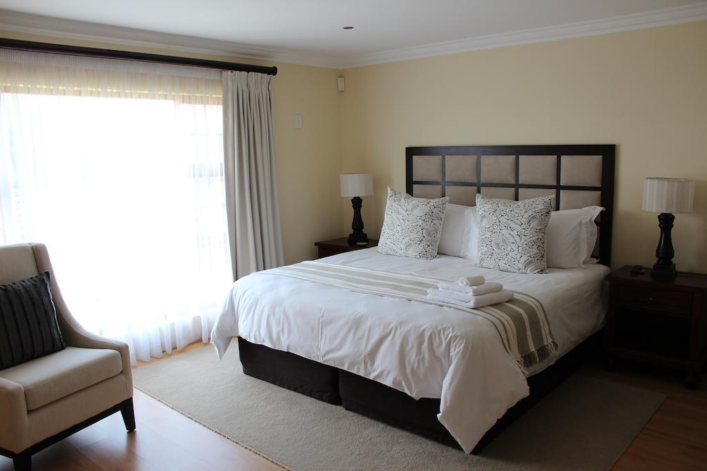 Topaz Cove Luxury Villas Идънвейл Екстериор снимка