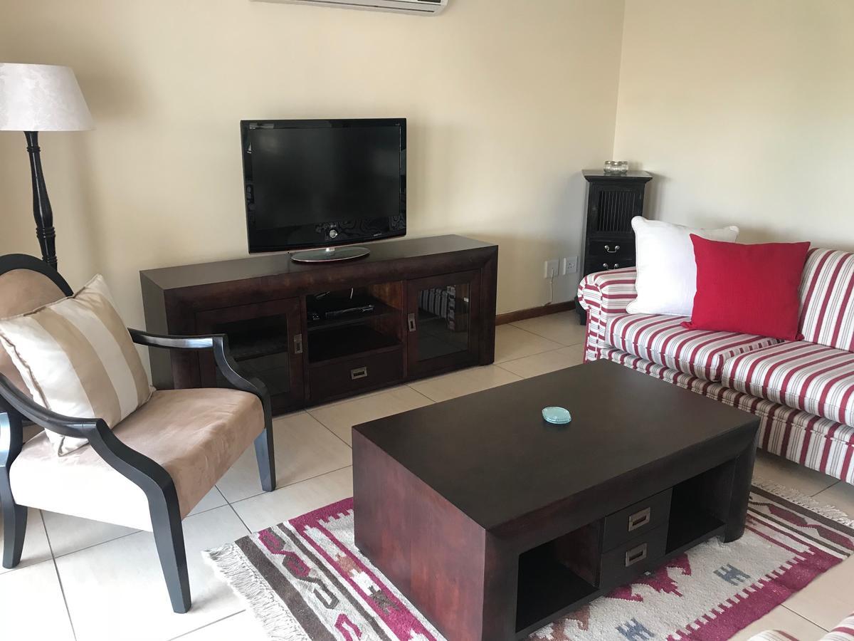 Topaz Cove Luxury Villas Идънвейл Екстериор снимка